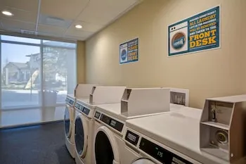 Home2 Suites by Hilton North Dallas Central Expy