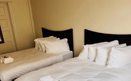 Riviera hotel