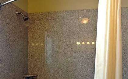 Vino Inn & Suites