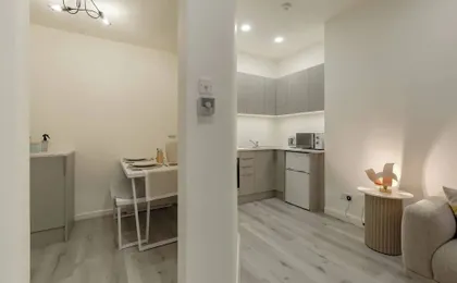 Modern Wheatfield Apartment