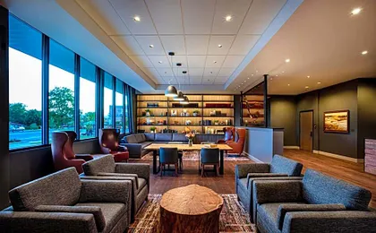 Hotel Maverick