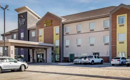 Mainstay Suites