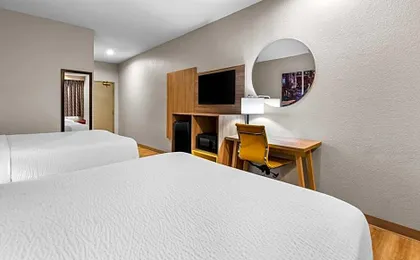 Days Inn by Wyndham near Kansas Speedway