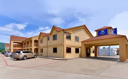 Americas Best Value Inn & Suites Houston Brookhollow NW