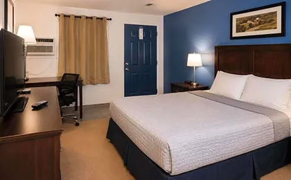 Midtown Motel Burlington Near Hwy 34