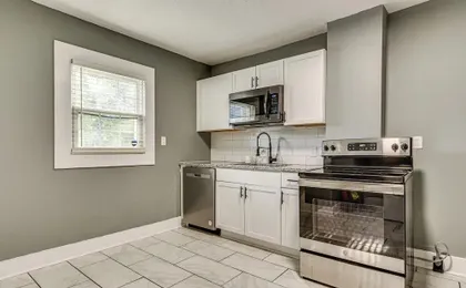 Explore Downtown & Mass Ave! 3BR Indy Townhome