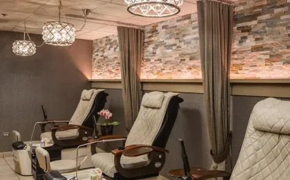 Eaglewood Resort And SPA