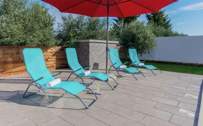 Comfortable Villa in Pula with Private Swimming Pool, Near the Beach