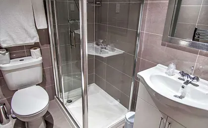 Kensington Gardens Hotel