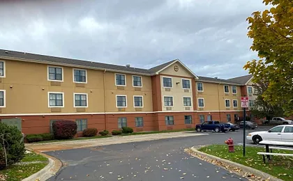 Suburban Studios Auburn Hills - Detroit