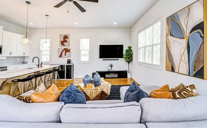 Atlanta Townhome: Walk to Mercedes-benz Stadium!