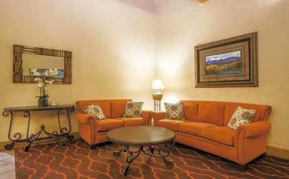 Mountain Valley Inn & Suites