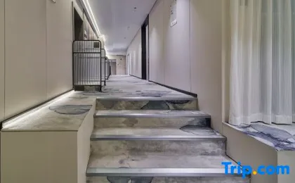 Mally Haiti Hotel (Hangzhou Jiaogong Road & Wenyi Road Branch)
