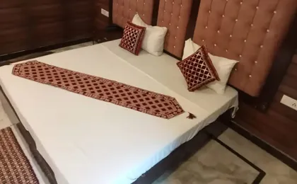Del Fox Hotel New Delhi - Just a Minute Away From New Delhi Railway Station and Connaught Place