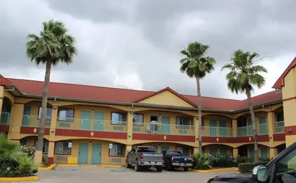 Palace Inn I10East & John Ralston