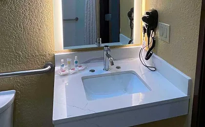 Comfort Suites San Antonio SeaWorld - Lackland AFB