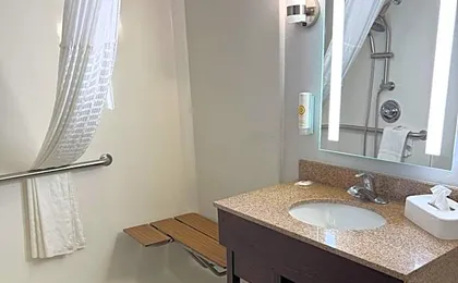 Comfort Suites Miamisburg - Dayton South
