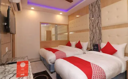 Check in Room Chuna Mandi