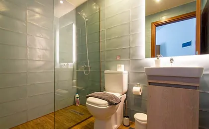 Leone Suites