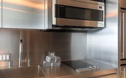 Luxury Suites at Palms Place