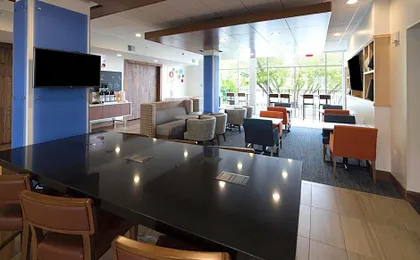 Holiday Inn Express & Suites Alpena - Downtown By IHG