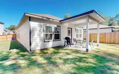 Patio Dining & Yard: Porter Escape, 3 Mi to Golf