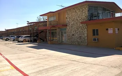 Oasis Motel