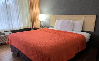 Rw Hotel