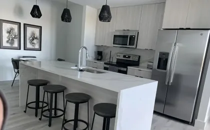 Handsboro Pointe Condo & Suites