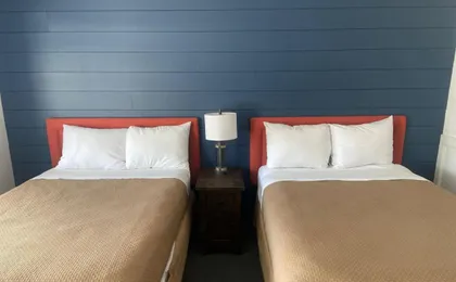 Flagship Inn & Suites