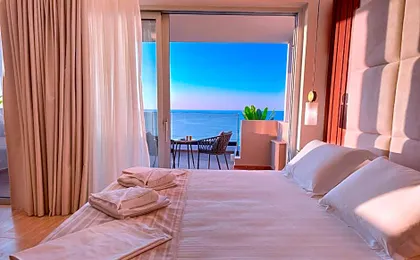 Theo Beach Hotel Apartments