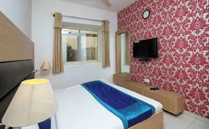 OYO 2791 Hotel Arina Inn