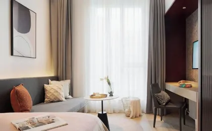Base-Sanlitun Serviced Apartment