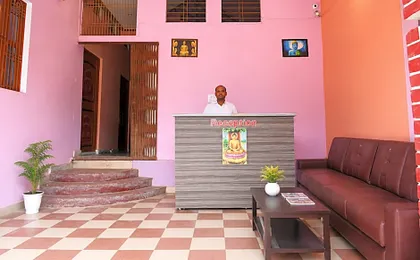 Goroomgo Mahamaya Guest House Sarnath Varanasi