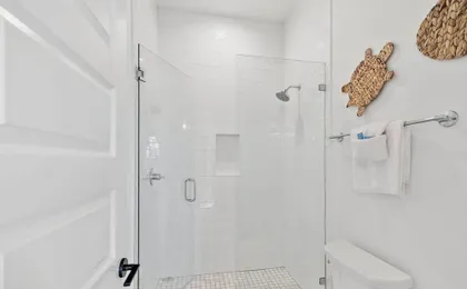 7BR Elegance and Comfort Withpool and Near the Beach