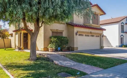 Spacious, Fully Equipped 5BR Home w/ Pool