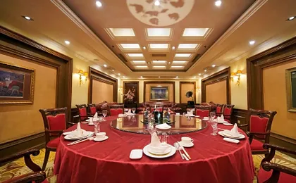 Dong Fang Hotel