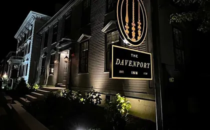 The Davenport Inn
