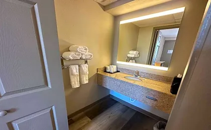 Days Inn by Wyndham Farmington NM