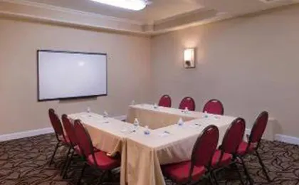 Holiday Inn Express Hotel & Suites Pasadena