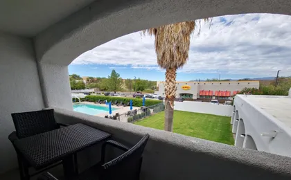 Los Viajeros Inn