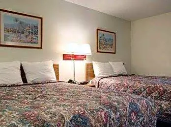 Country Side Inn