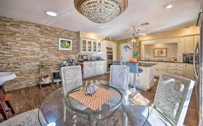 7 Mi to Lake: Expansive Rogers Villa w/ Pond!