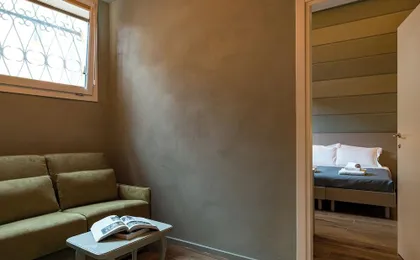 Gogo Petit Hotel