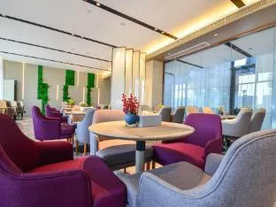 Lavande Hotel Wuhan Optics Valley Third Road