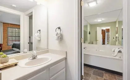 Whitetail Cabin Getaway for 6