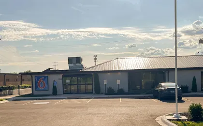 Studio 6 Rockford, IL – RFD Airport