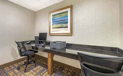 Best Western North Bryant Inn