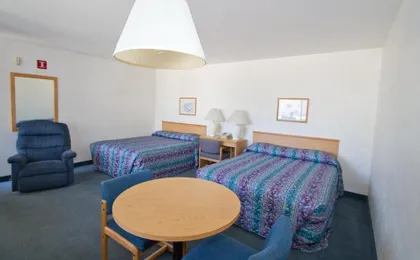 Brooks Street Motor Inn