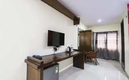 Royal Residency II by Fabhotel